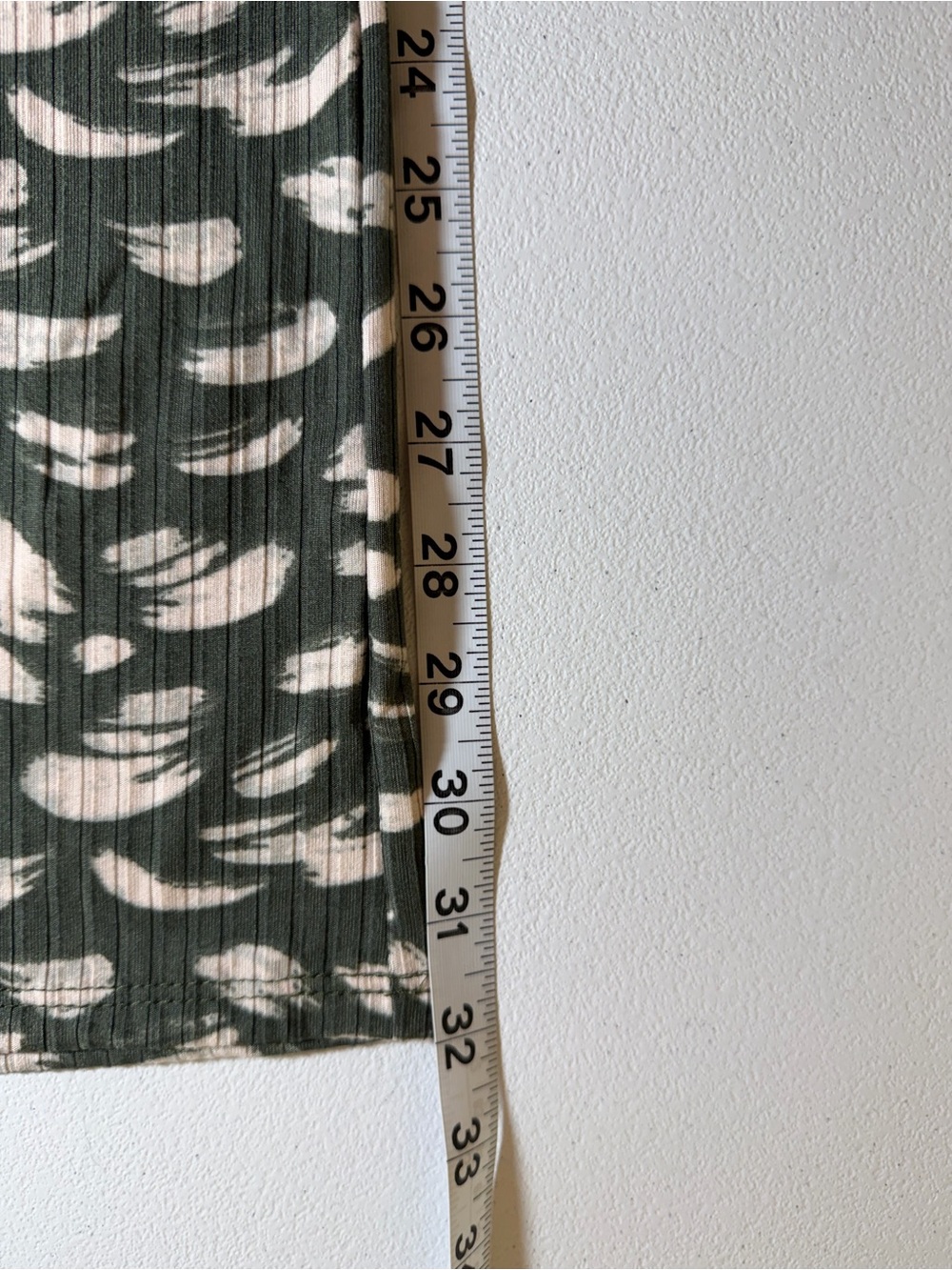 entro Olive Green Wide-Leg falling leaf print Pants NWT size Large - Picture 6 of 9